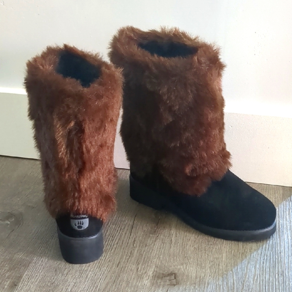 BearPaw Black and Brown Fur Trim Boots